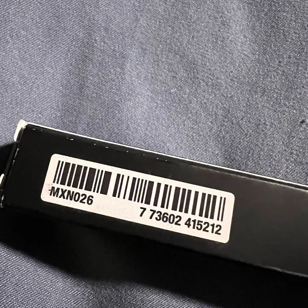 NIB MAC Fab Tested Vamplify Lipgloss